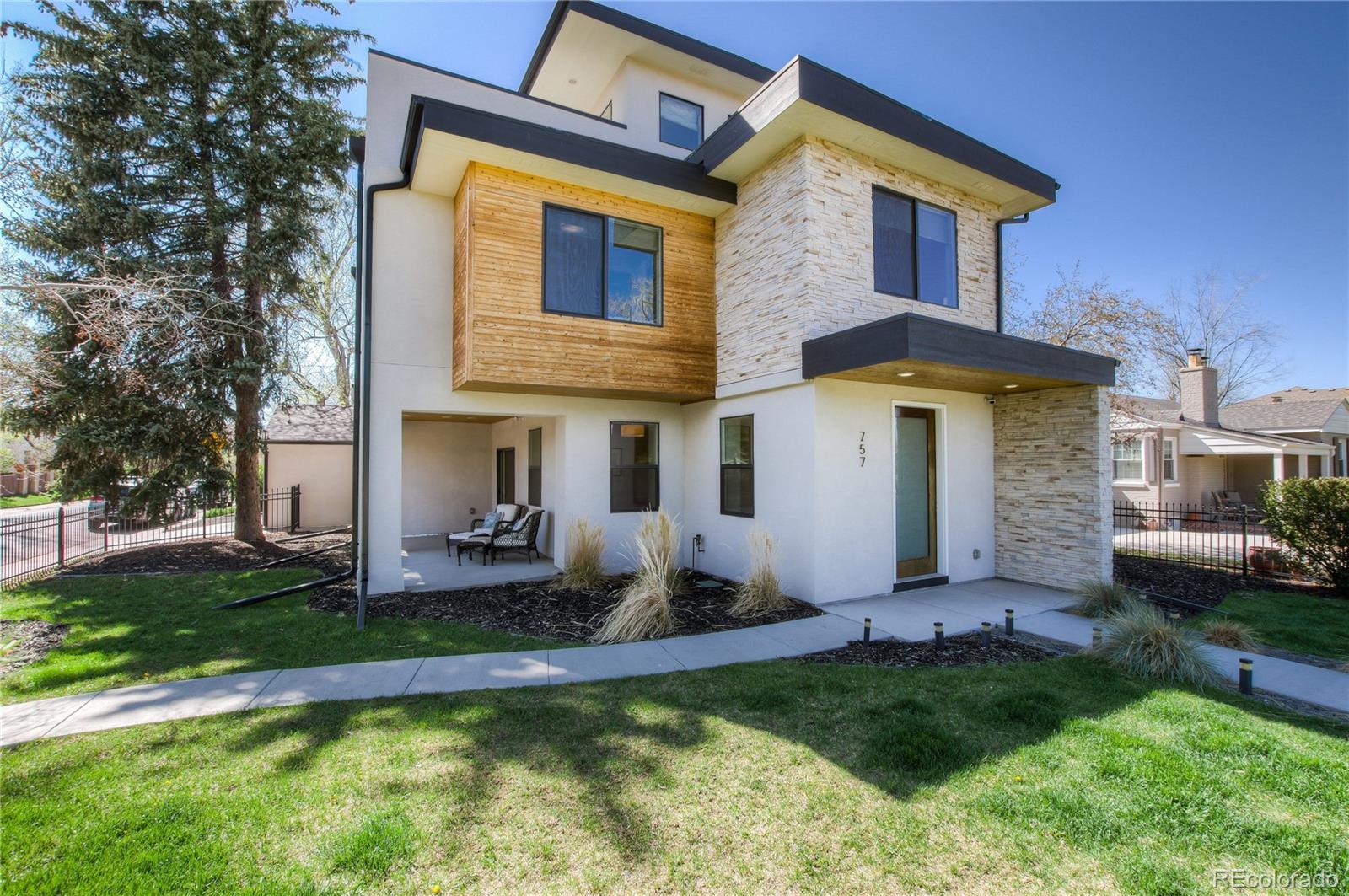 757 Grape Street Denver, CO 80220 - Photo 3 of 40