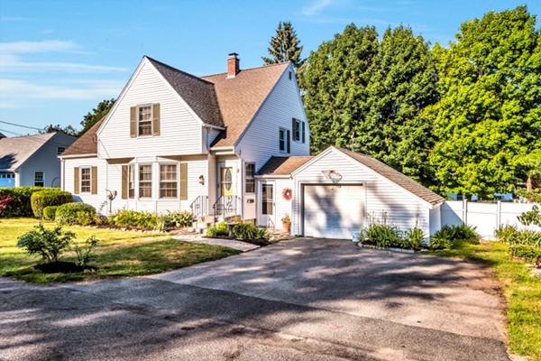 9 Wilder Road Shrewsbury, MA 01545 - Photo 2 of 22 Gallery Image 2