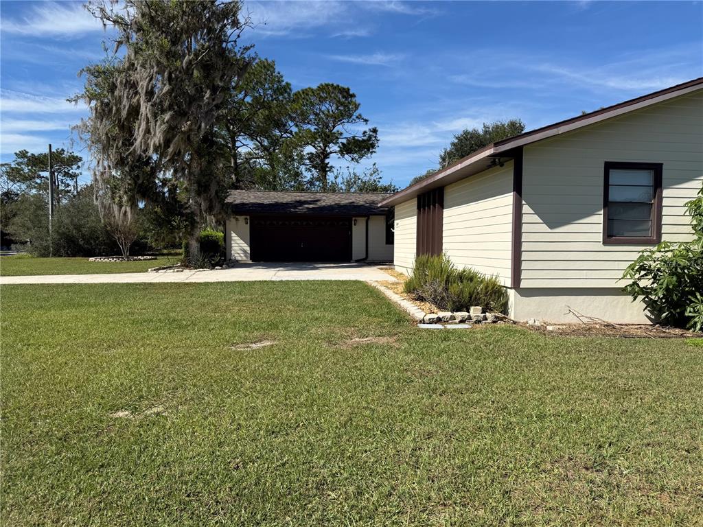5544 Fairway Drive Ridge Manor, FL 33523 - Photo 8 of 57 Gallery Image 8