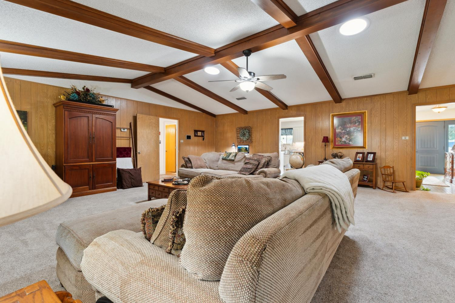 1613 Ave H Abernathy, TX 79311 - Photo 6 of 24 Family Room