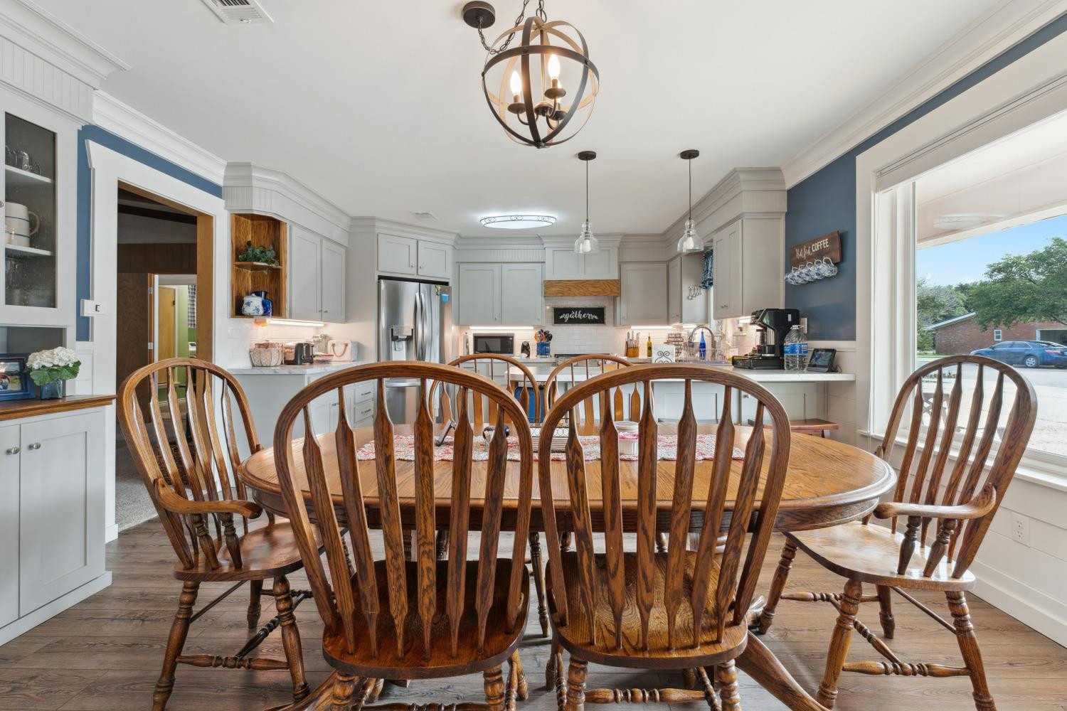 1613 Ave H Abernathy, TX 79311 - Photo 9 of 24 Dining Area