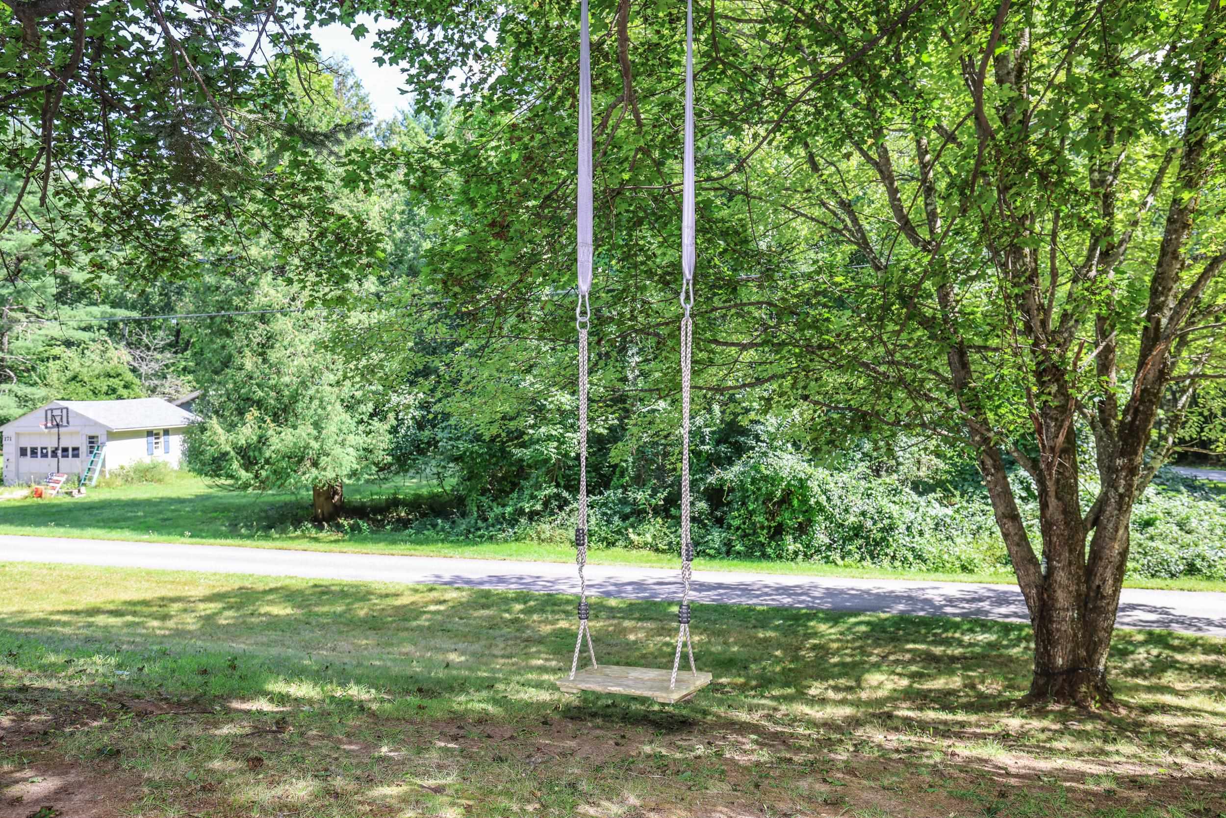 169 Bow Bog Road Bow, NH 03304 - Photo 4 of 32 Gallery Image 4