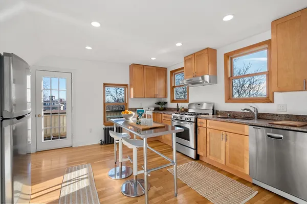 $980,000 | 49 Tennyson Street, Unit 2, Somerville, MA 02145