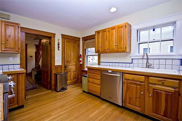 23 Cummings Road Newton, MA 02459 - Photo 10 of 25 Gallery Image 10