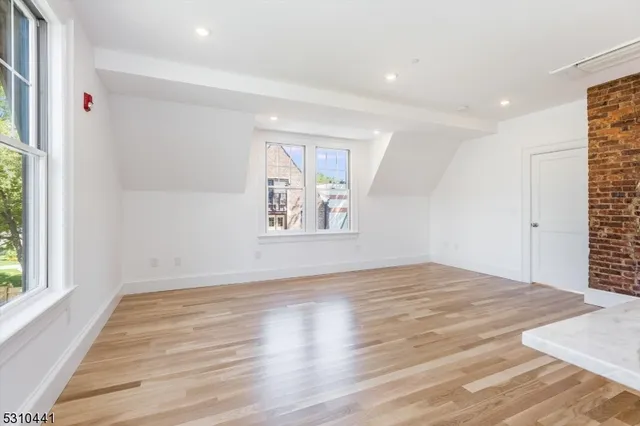 $5,500 | 63 Park Street, Unit 1, Montclair, NJ 07042