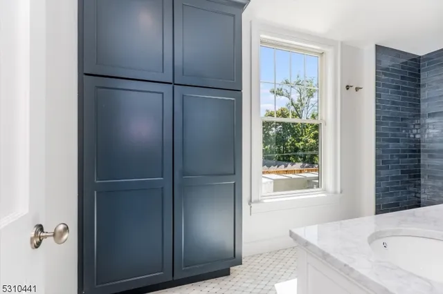 $5,500 | 63 Park Street, Unit 1, Montclair, NJ 07042