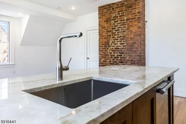 $5,500 | 63 Park Street, Unit 1, Montclair, NJ 07042