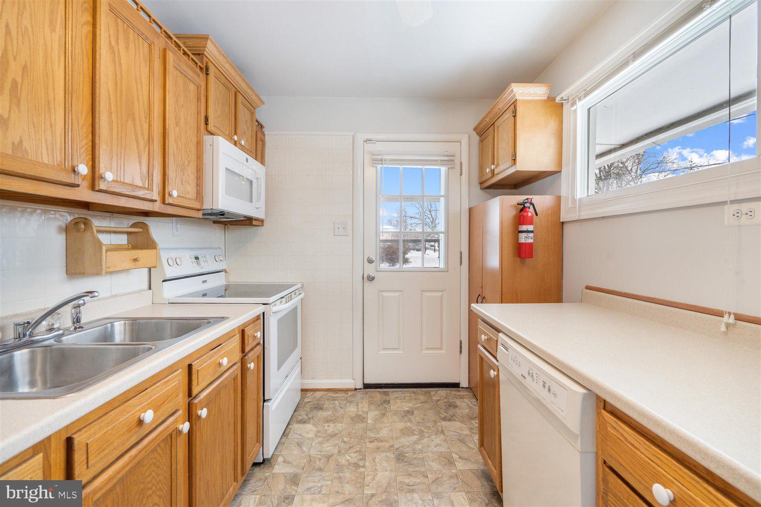 622 Andrews Road Aberdeen, MD 21001 - Photo 10 of 35 Gallery Image 10