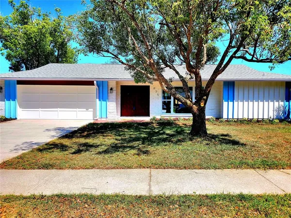 $459,900 | 835 Anchorage Lane, Palm Harbor, FL 34685