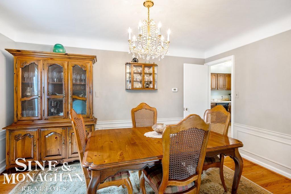1694 Newcastle Road Grosse Pointe Woods, MI 48236 - Photo 7 of 41