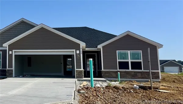 $232,900 | 8198 Timber Lane Northeast, Unit 411, New Salisbury, IN 47161