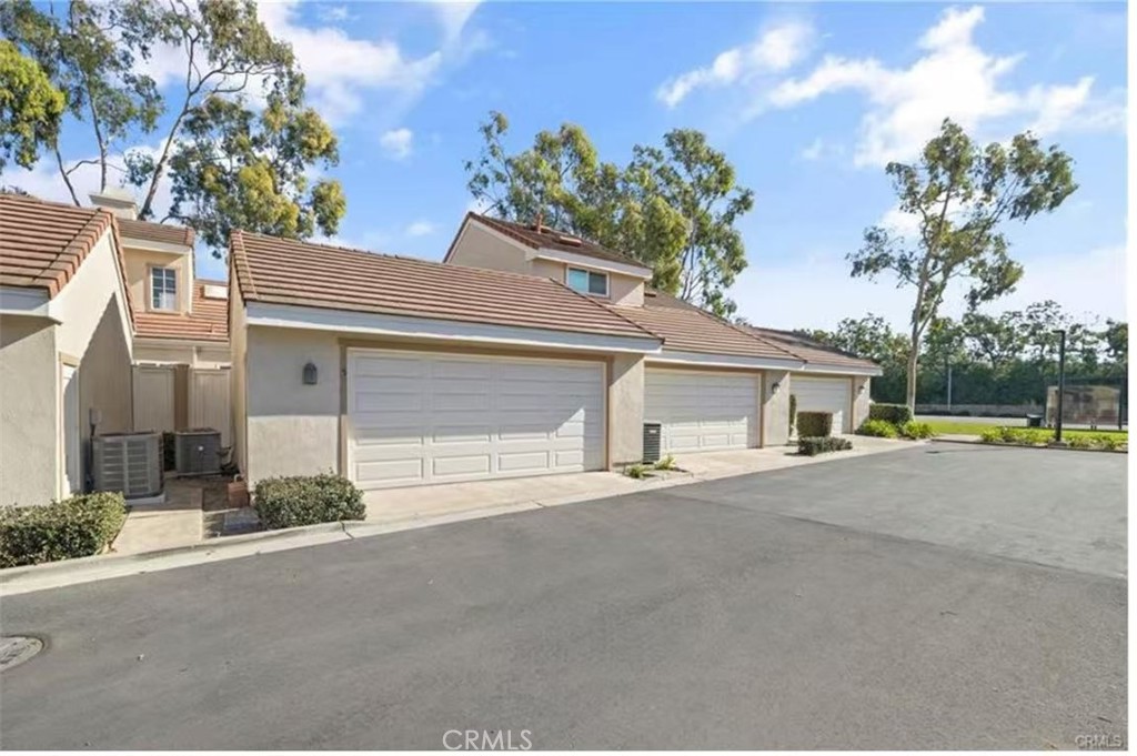 5 Wellesley Irvine, CA 92612 - Photo 9 of 9