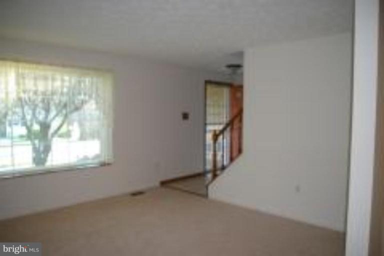 9386 Whiskey Bottom Road Laurel, MD 20723 - Photo 13 of 16 Living Room
