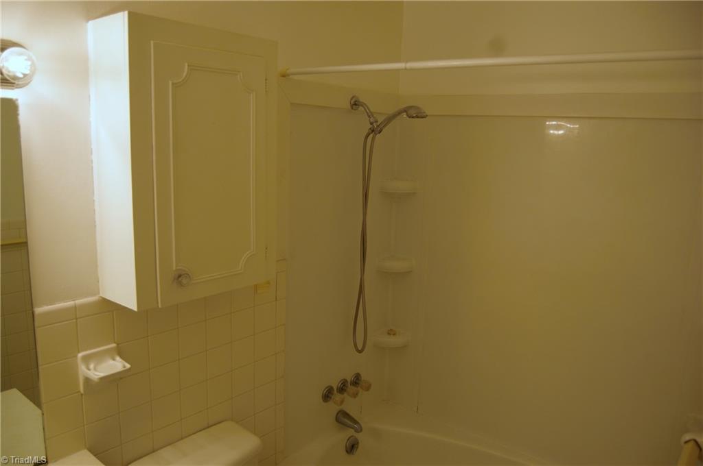 1510 Polo Road Winston-Salem, NC 27106 - Photo 21 of 31
