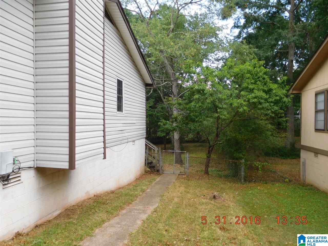 1117 26th Avenue North Bessemer, AL 35023 - Photo 3 of 22