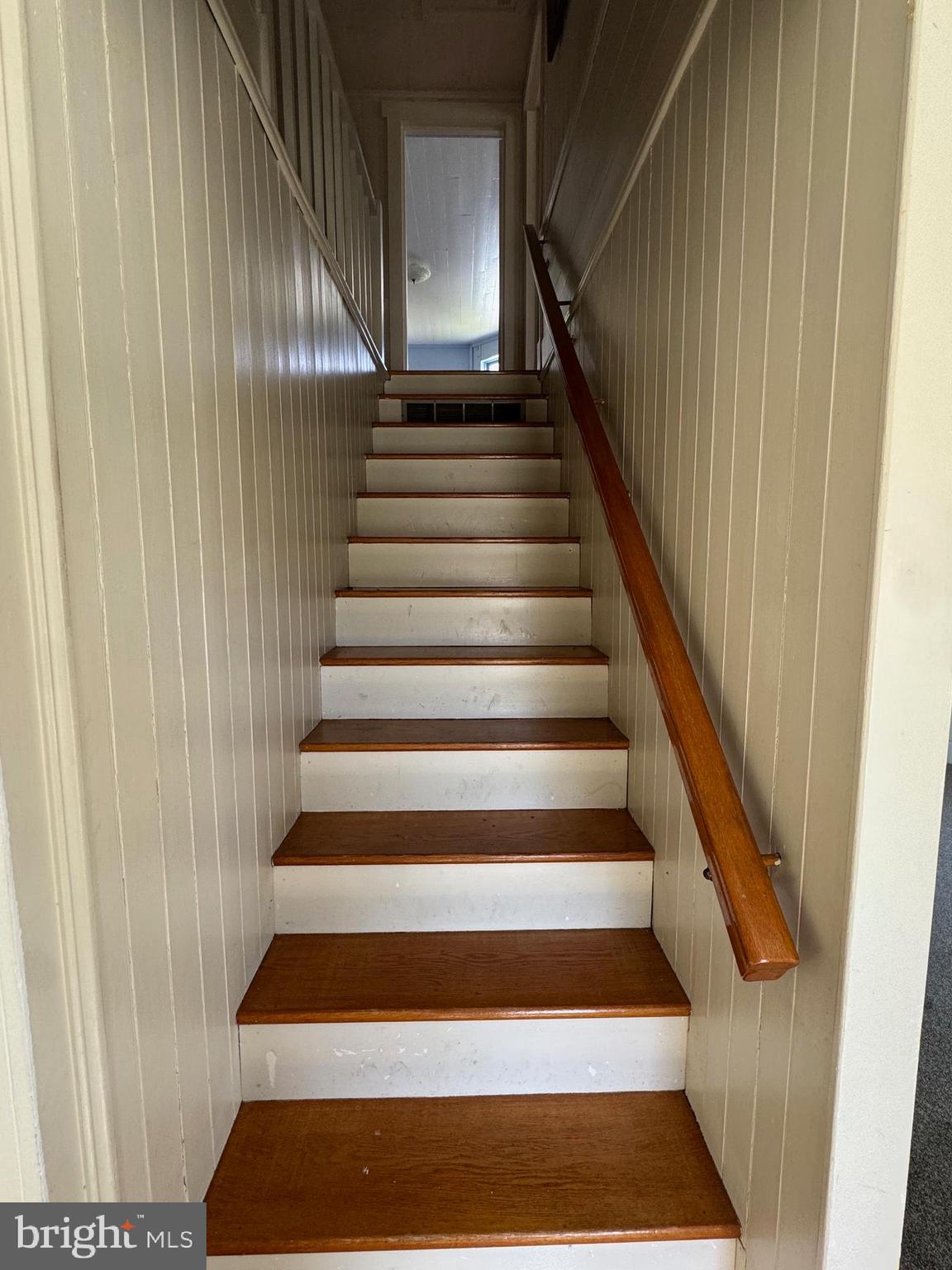 18250 South Fork Road Moorefield, WV 26836 - Photo 19 of 76 a view of entryway