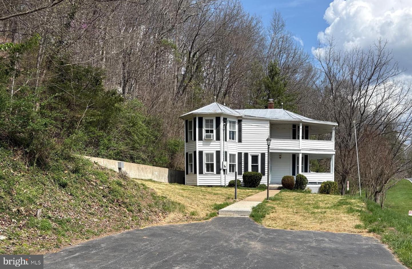 18250 South Fork Road Moorefield, WV 26836 - Photo 69 of 76 a front view of a house with a yard