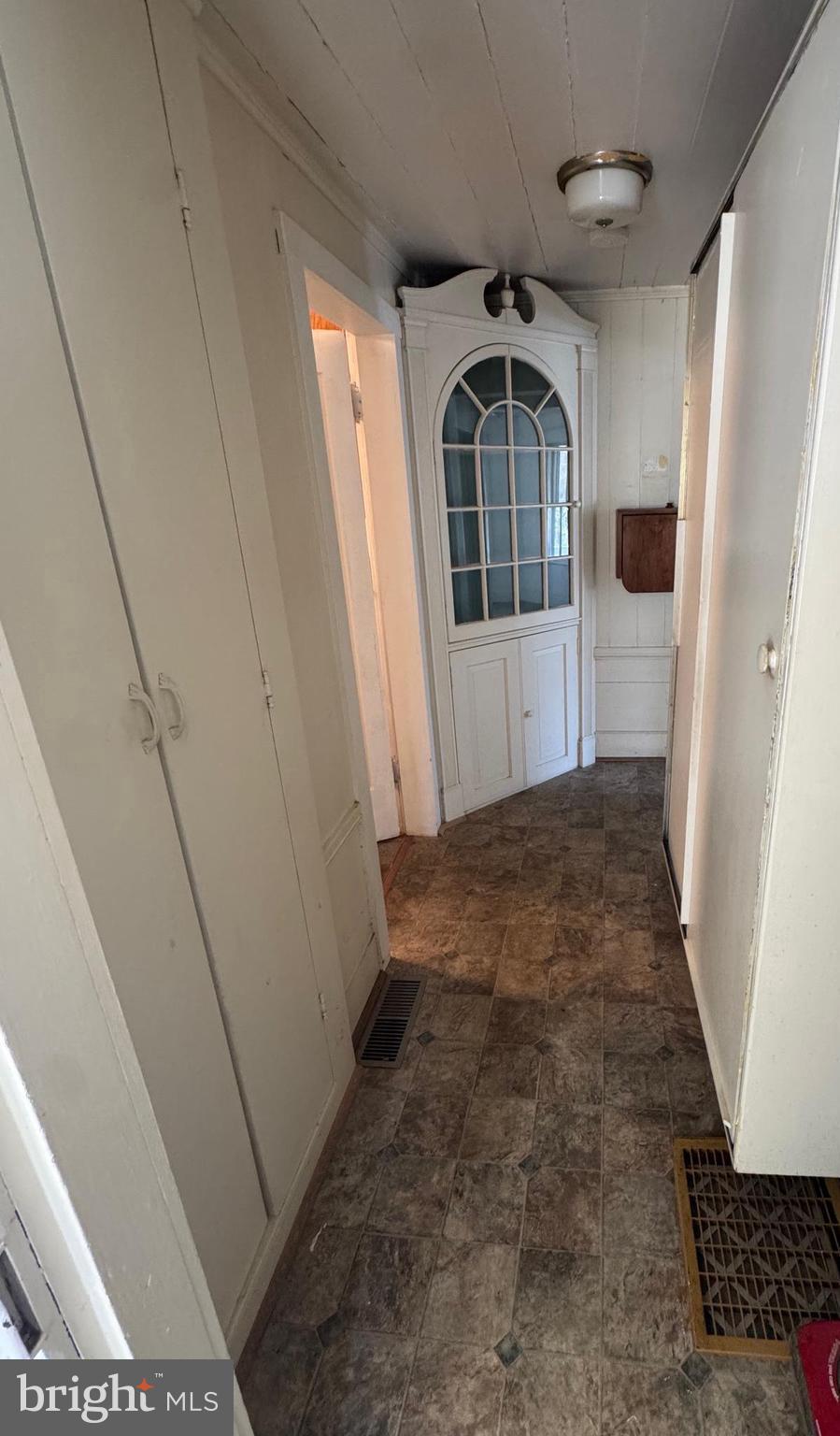 18250 South Fork Road Moorefield, WV 26836 - Photo 8 of 76