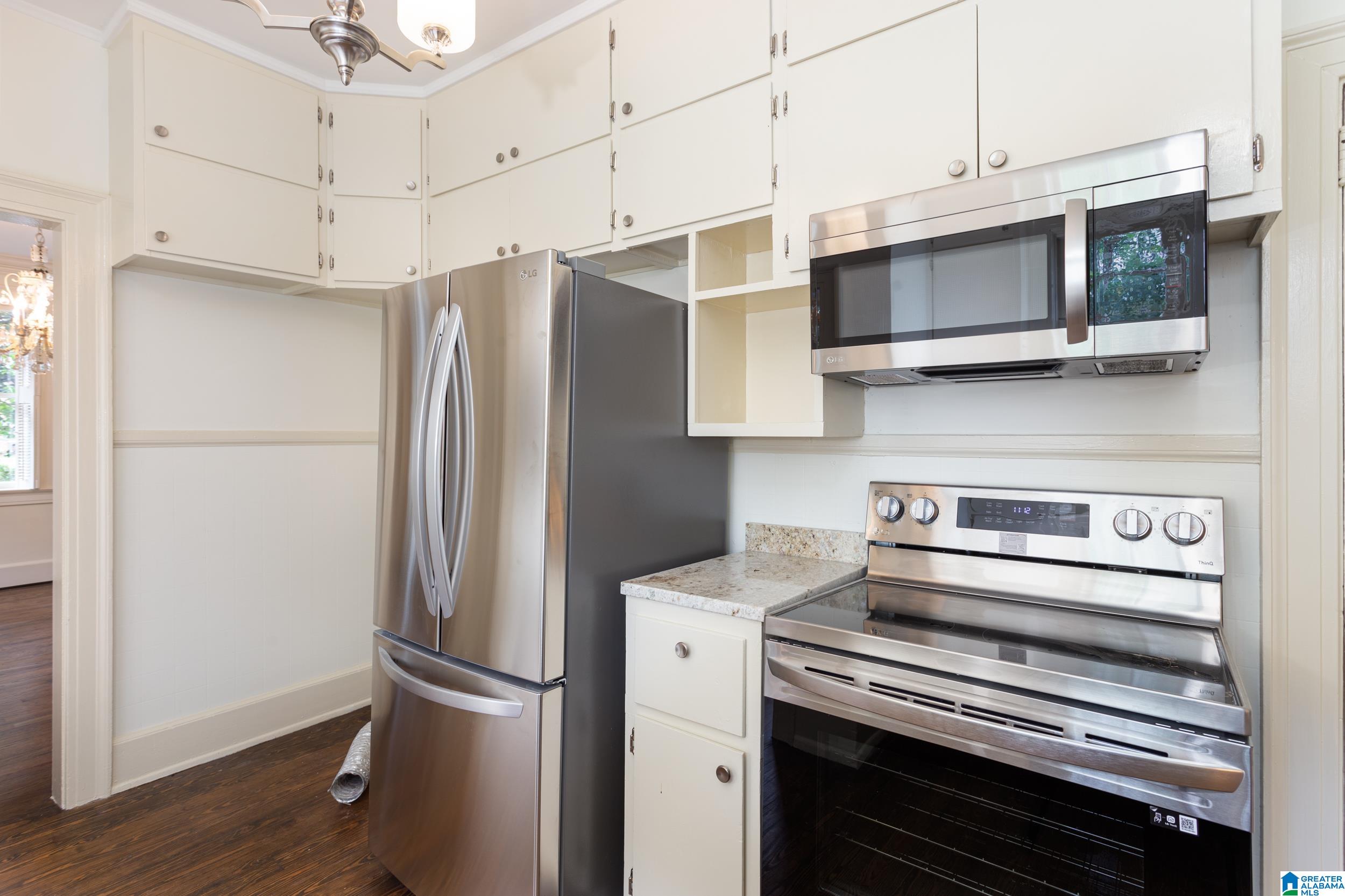 700 Cedar Street Talladega, AL 35160 - Photo 16 of 42