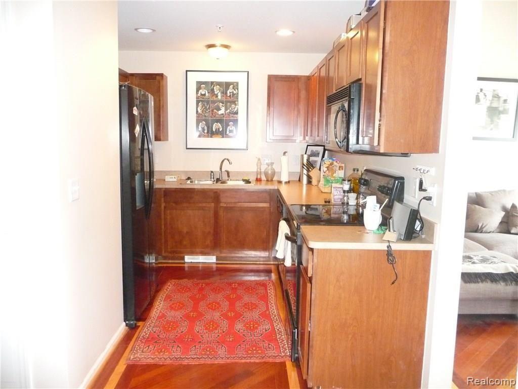 1147 Beaver Run Troy, MI 48083 - Photo 14 of 30