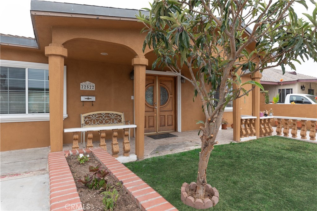 22522 Catskill Avenue Carson, CA 90745 - Photo 3 of 19