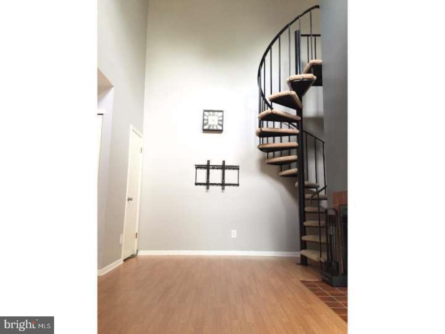 87 Whetstone Road Horsham, PA 19044 - Photo 3 of 10