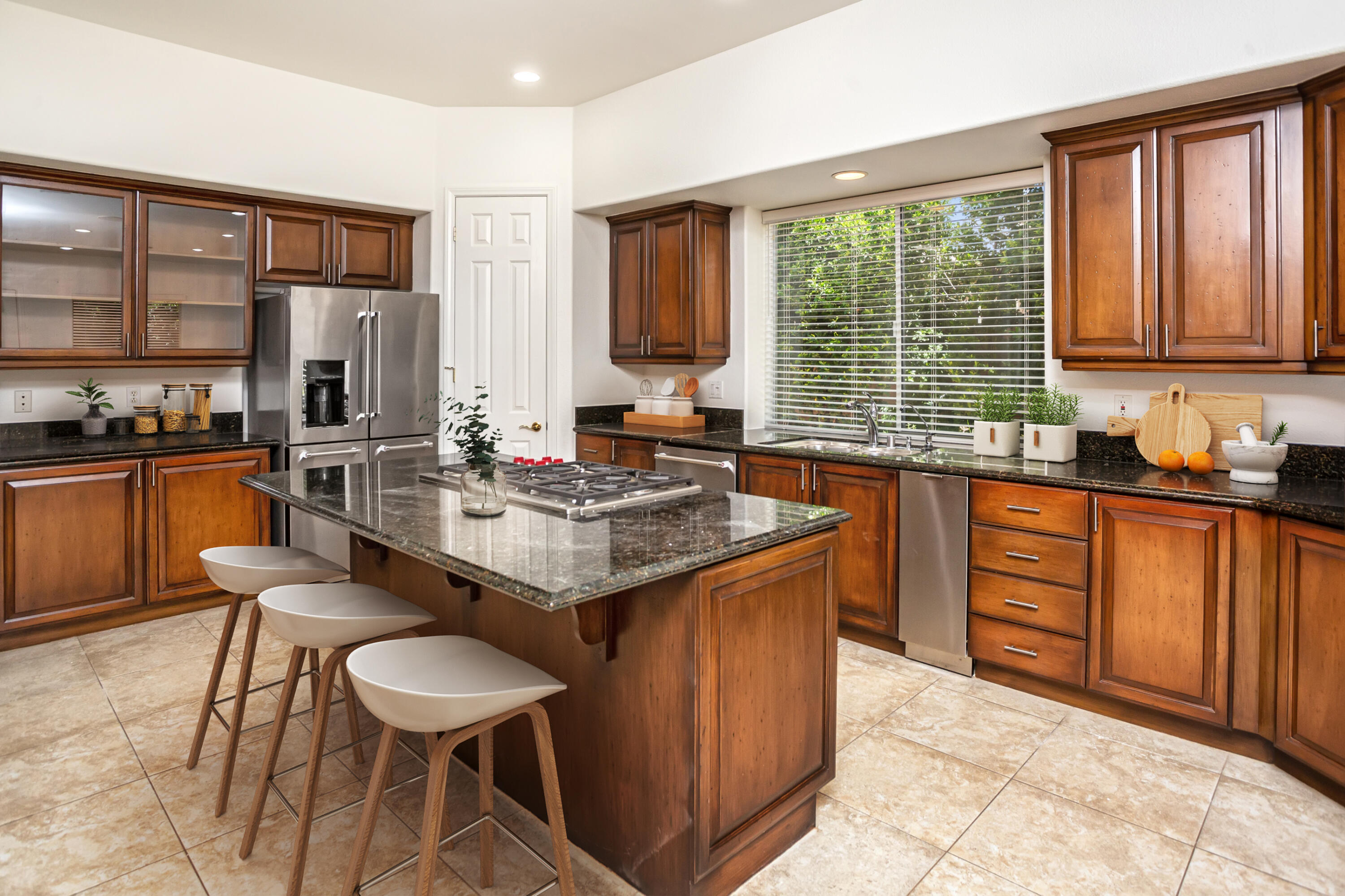 21 Abby Road Rancho Mirage, CA 92270 - Photo 8 of 26 imgpsh_fullsize_anim (2)