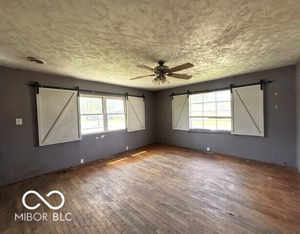 213 Posey Street Windfall, IN 46076 - Photo 3 of 25