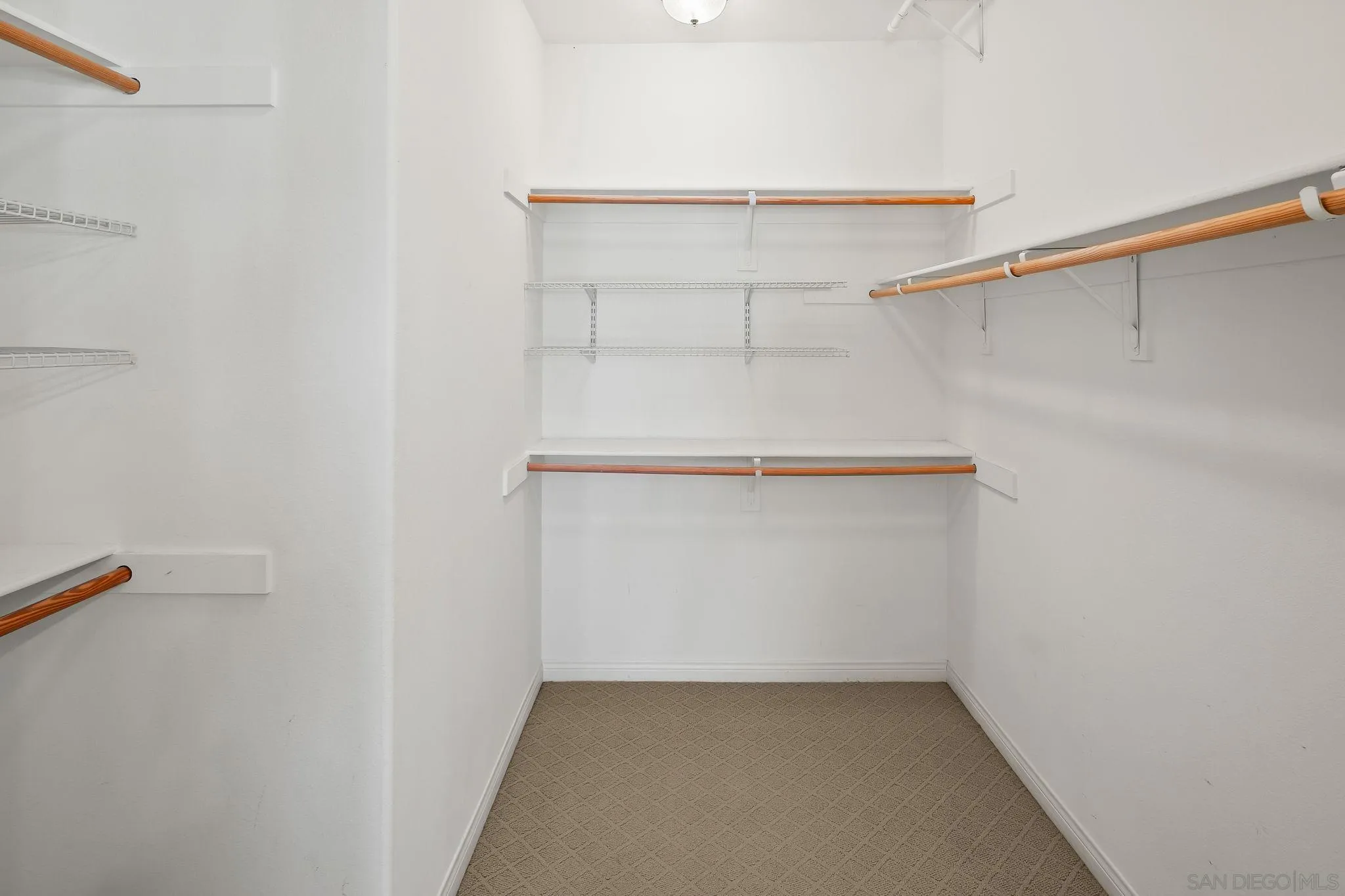 624 Ridgemont Circle Escondido, CA 92027 - Photo 25 of 75