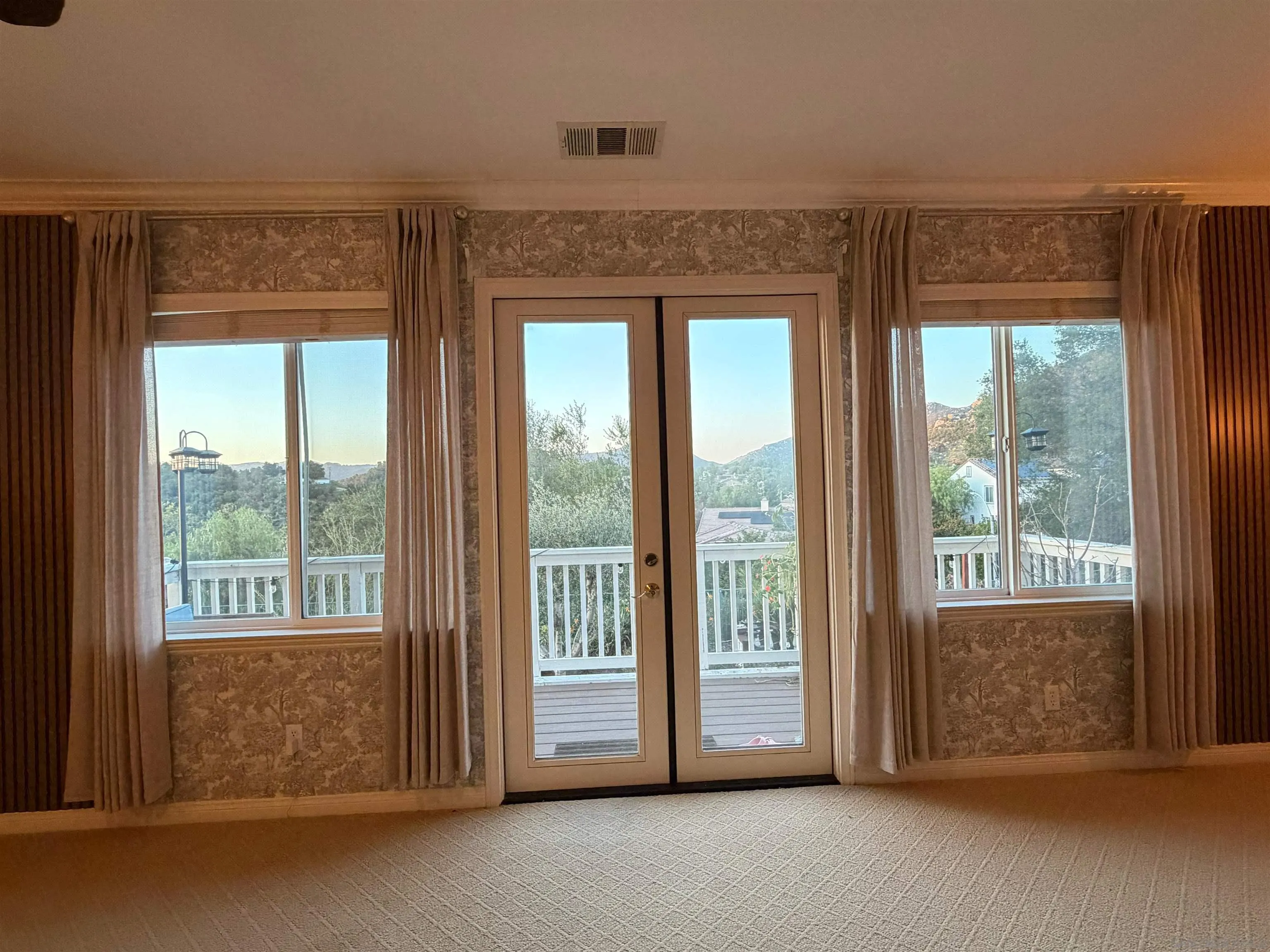 624 Ridgemont Circle Escondido, CA 92027 - Photo 3 of 75