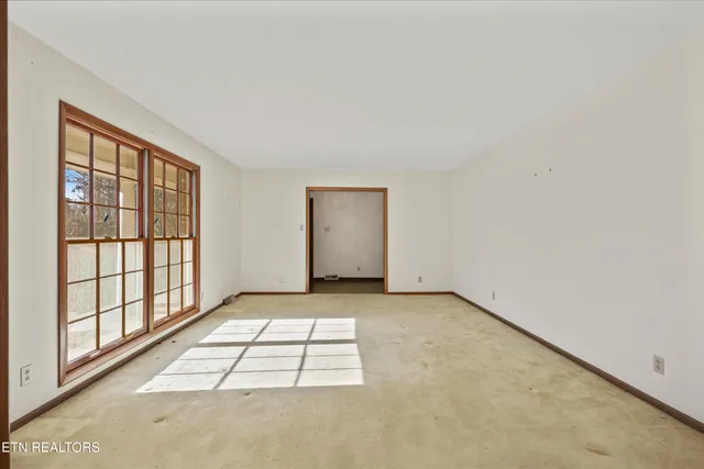 $375,000 | 104 Windgate Road, Oak Ridge, TN 37830