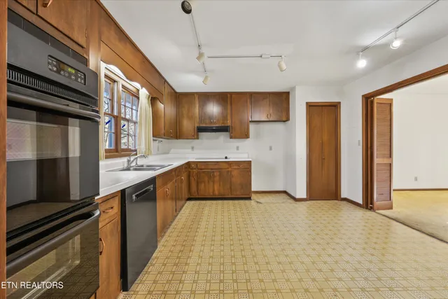 $375,000 | 104 Windgate Road, Oak Ridge, TN 37830