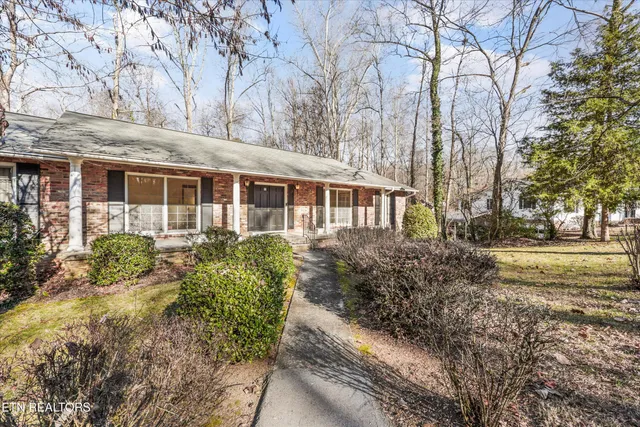 $375,000 | 104 Windgate Road, Oak Ridge, TN 37830