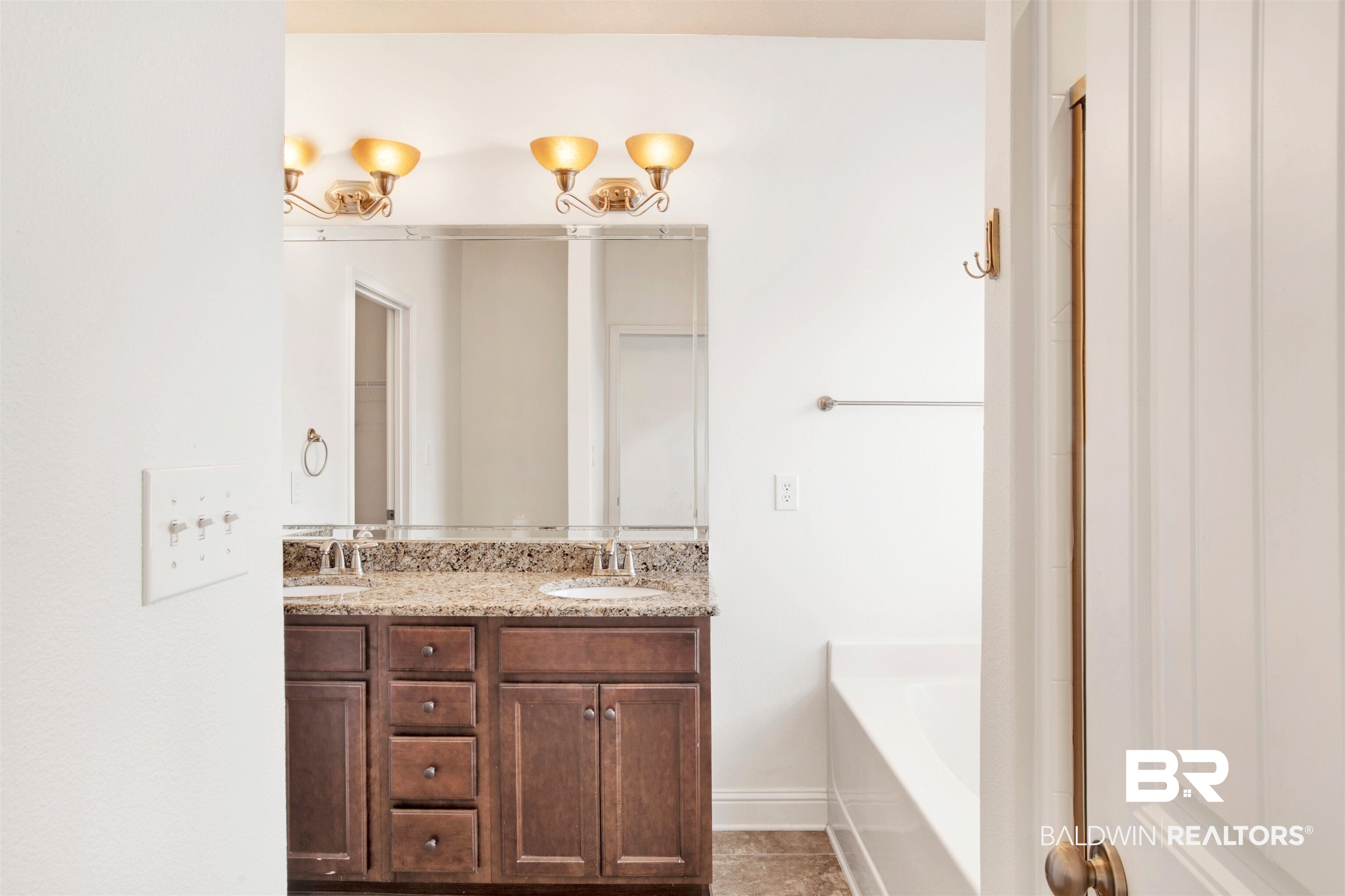 10638 Orkney Way Daphne, AL 36527 - Photo 15 of 28