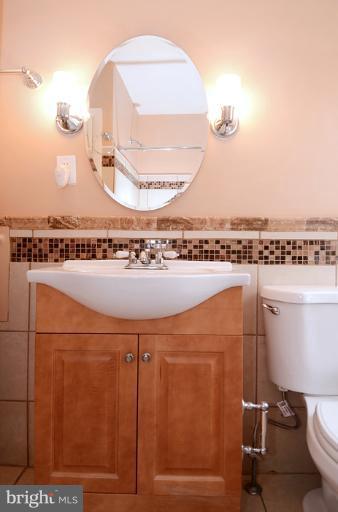 1637 Northwick Road Baltimore, MD 21218 - Photo 2 of 17 Bedroom