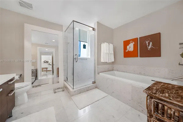 $4,000 | 253 Northeast 2nd Street, Unit 1109, Miami, FL 33132
