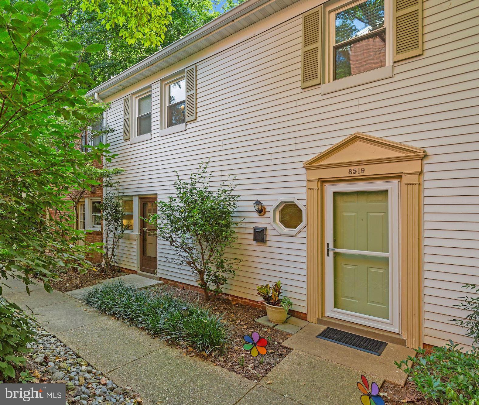 Well Maintained Townhouse