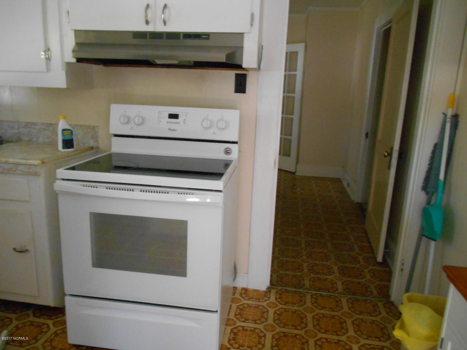 2202 Hull Road Kinston, NC 28504 - Photo 4 of 14 Kitchen (1)