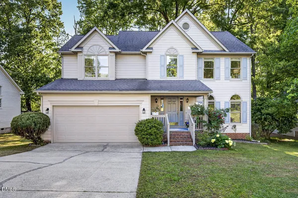 $658,000 | 206 Windhover Drive, Chapel Hill, NC 27514
