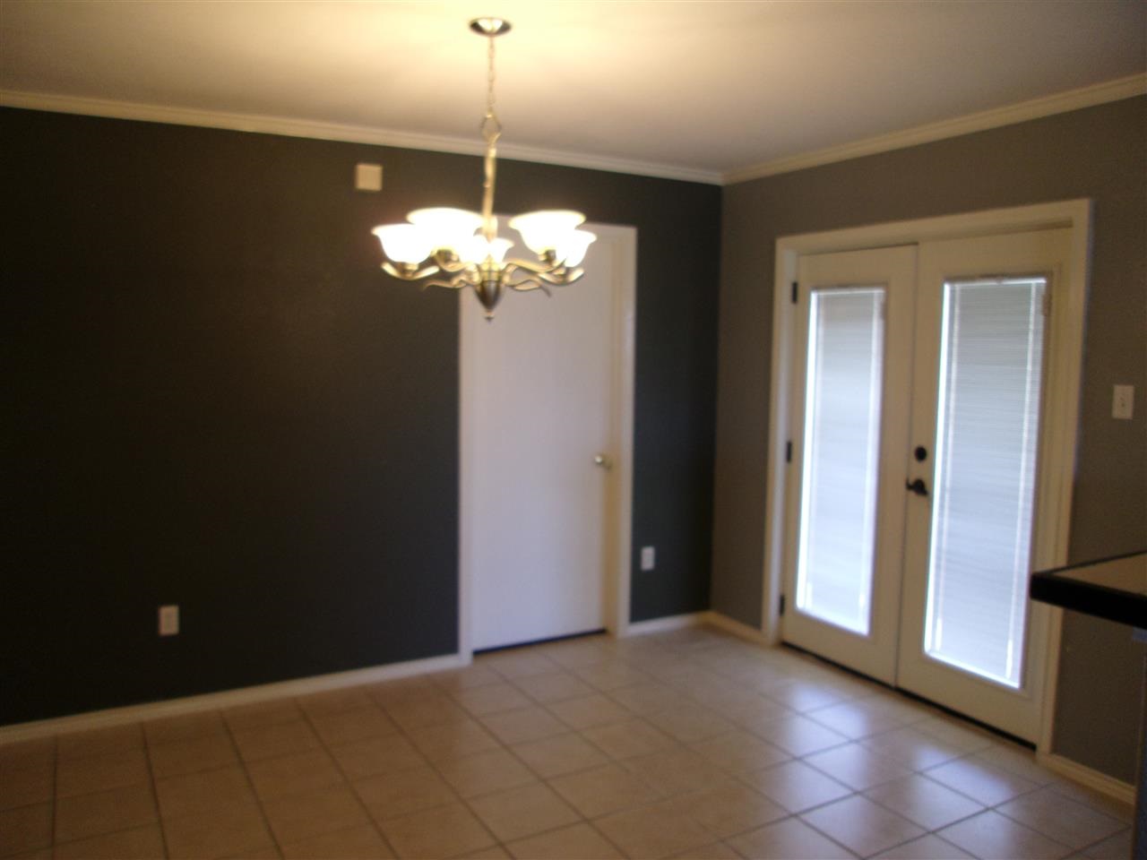 970 Witherspoon Loop Laredo, TX 78046 - Photo 4 of 9 Gallery Image 4