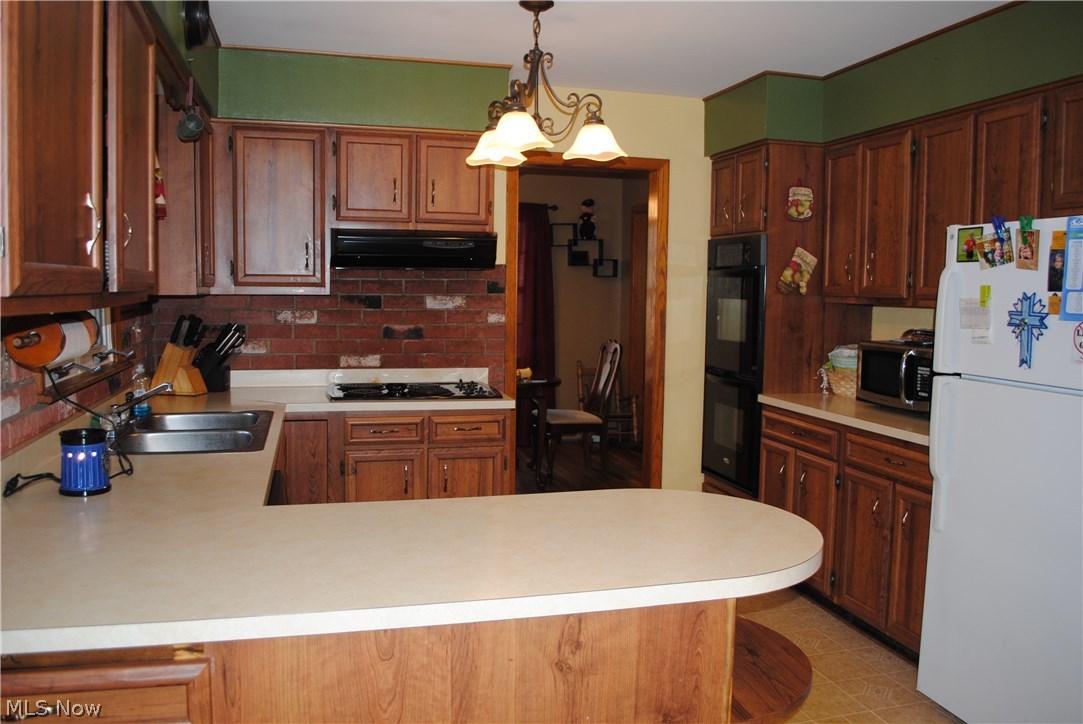 6405 Phillips Rice Road Cortland, OH 44410 - Photo 11 of 24 Gallery Image 11