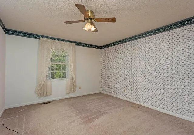 $369,900 | 475 Broyles Road, Spring City, TN 37381