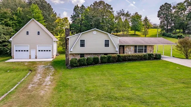 $369,900 | 475 Broyles Road, Spring City, TN 37381