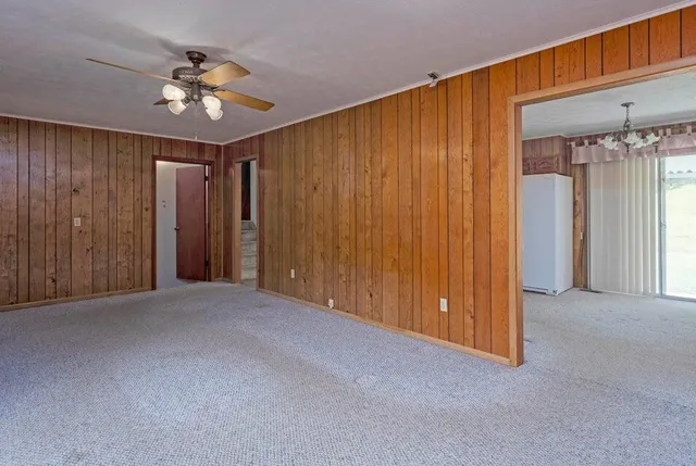 $369,900 | 475 Broyles Road, Spring City, TN 37381