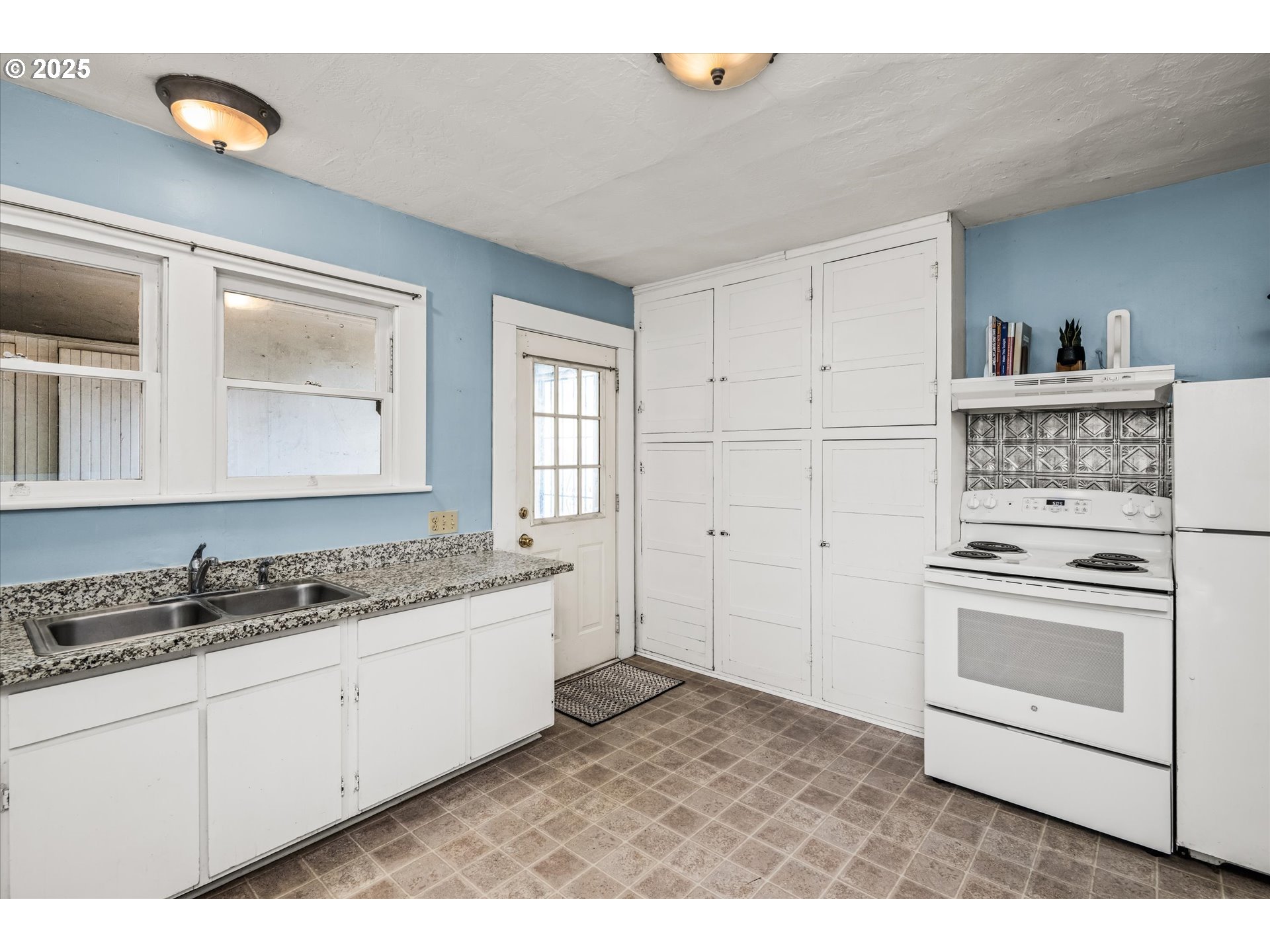 539 Madison Street Eugene, OR 97402 - Photo 22 of 38