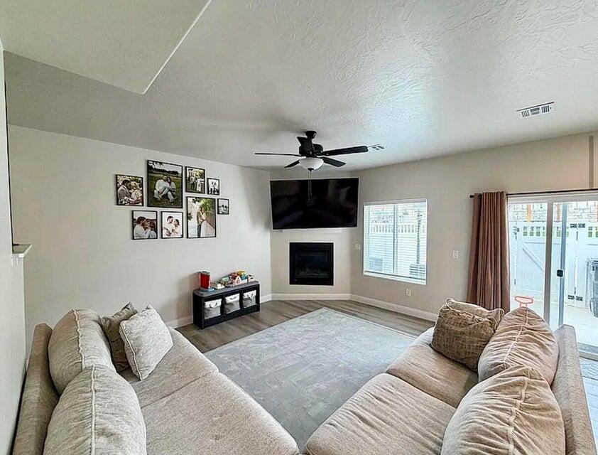 668 East Fiddlers Canyon Road, Unit 8 Cedar City, UT 84721 - Photo 8 of 34 8 20260703212525613270000000-o