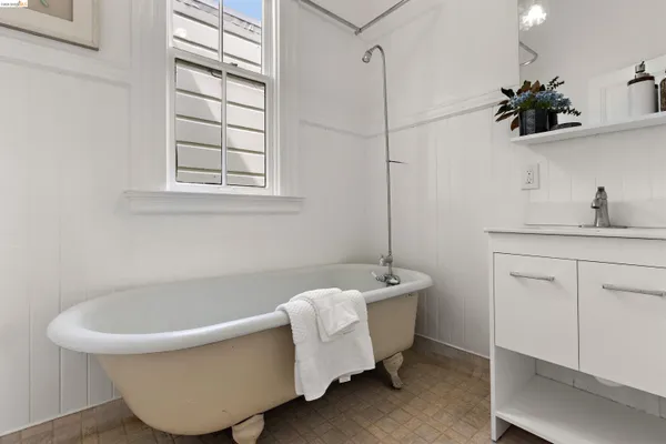 $1,505,000 | 12 Beaver Street, San Francisco, CA 94114
