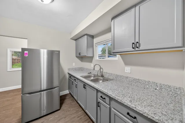 $215,000 | 3231 East Townsend Avenue, Fresno, CA 93702