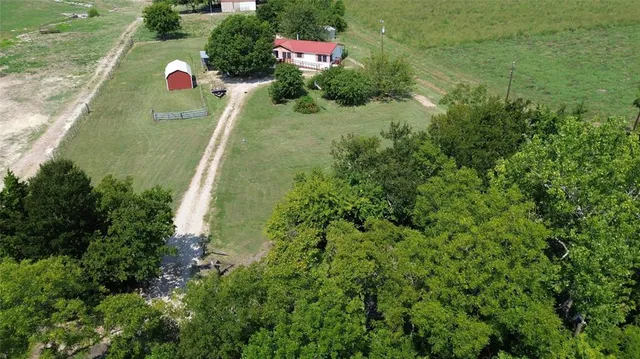 $230,000 | 1652 County Road 1121, Farmersville, TX 75442