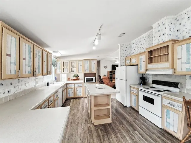 $230,000 | 1652 County Road 1121, Farmersville, TX 75442